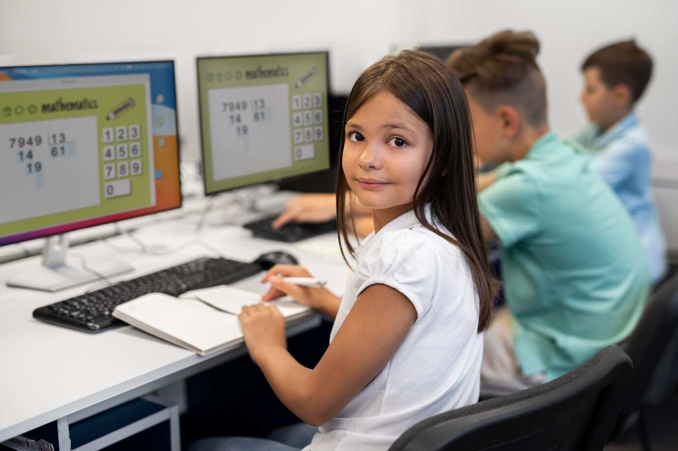 classroom 15x | Advanced Education Tech for Modern Schools
